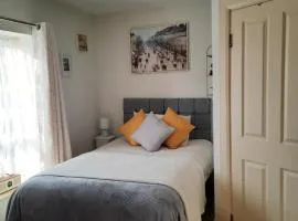 Studio with kitchen and bathroom