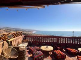 Ocean Nomads hostel Taghazout，位于塔哈佐特的酒店