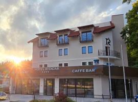 Hotel Risnjak，位于代尔尼采的酒店