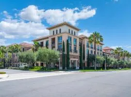 Elegant New 2BR Luxury Home in Irvine