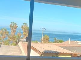 Nuestro rinc&oacute;n，位于伊基克的带停车场的酒店