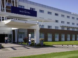 Novotel Saint-Quentin en Yvelines，位于马尼·莱斯·阿莫的酒店