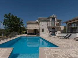 Villa Mir - Makarska by Villas Guide