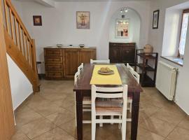 Kraska hisa，位于Komen的酒店