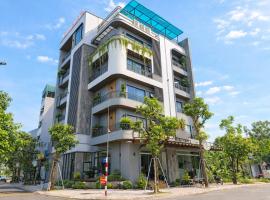 Luxury 88 Hotel，位于Phủ Lý的酒店
