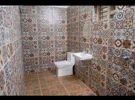 DEEP ViLLA，位于Batheri的宠物友好酒店