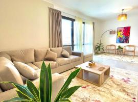 Luxury Stylish Modern 2 Beds Hotel Apartment - East Town Compound - Sodic -New Cairo - Cairo - Egypt，位于开罗的酒店