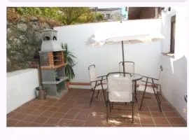 Refugio tranquilo cerca de las piscinas