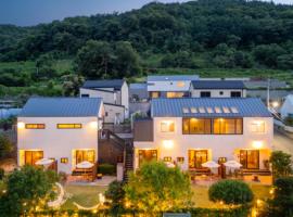 경기도 양평군 강남로714-14 미니조식무료서비스，位于杨平郡的酒店