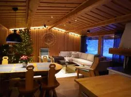 Private log villa by the Ivalo River