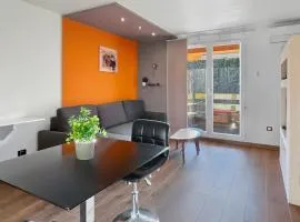 Charmant studio avec balcon et parking privé