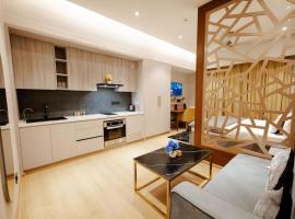 Galaxy blue sapphire plaza，位于加济阿巴德的酒店