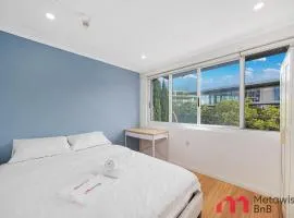 MetaWise BnB Modern Studio in Rushcutters Bay 10