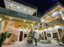 Mộc House，位于Ninh Hải的带泳池的酒店