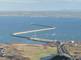Black Sheep Lodge，位于霍利黑德的酒店