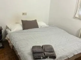 Habitación doble privada en figueres