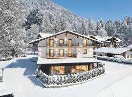 Stay Here Living Apartments，位于蒂尔塞的酒店