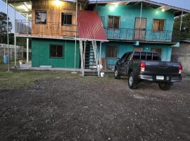 Wonderful Volcán Barú Spacious Cabana，位于Nueva California的酒店