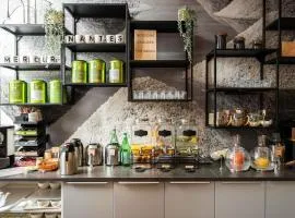 南特中心格兰德美居酒店