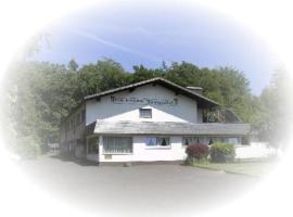 Hotel Tannenhof，位于莫尔巴赫的酒店