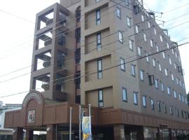 山中村皇冠酒店，位于四万十市Mount Takao附近的酒店