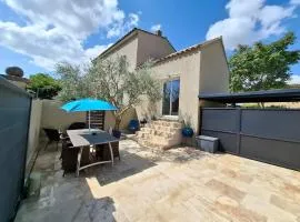 Studio neuf indépendant