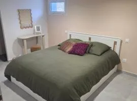 Les Noisetiers appartement neuf et calme