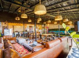 Super Hotel O Arambol Beach Formerly Hakuna Matata，位于阿姆波尔的酒店