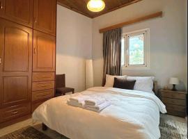 House by the Mountain，位于科尼察的酒店