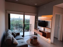 Departamento con excelente ubicación，位于Luque的酒店