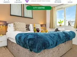 Aylesbury House with Free Parking, Super-Fast Wifi and Smart TV with Netflix by Yoko Property