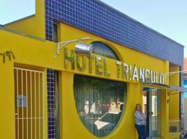 Hotel Triangulo Itai，位于Itaí的酒店