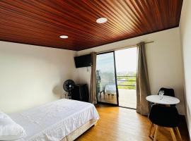 Cabaña americana，位于Monterrey的酒店