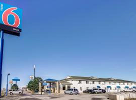 Motel 6-Colby, KS，位于科尔比的酒店