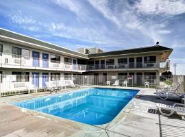 6号威尔斯汽车旅馆 ，位于韦尔斯的酒店