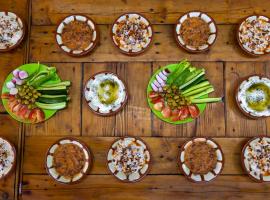 Conto Bear Land，位于‘Almāt的酒店