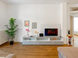 Family Home - Green & Quiet Area
