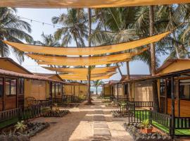 Deepiksha Beach Resort Talpona，位于Magdāl的酒店
