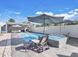 AQUA Ville Moderna 1 - Spacious 4BR Villa-Suite with King Beds，位于多拉多的酒店