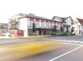 林德辛诺豪斯酒店，位于卢斯特瑙的酒店