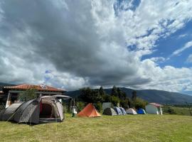 Zona de Camping El mirador，位于莱瓦镇的露营地