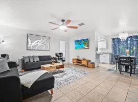 Sunny 3BR Oasis with Water View and Beach Gear Near Siesta