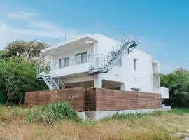 ビーチフロントヴィラまたや