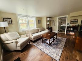 State Street Cottage, Suite 1，位于普尔曼的酒店