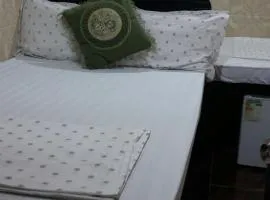 Dutch's Hostel