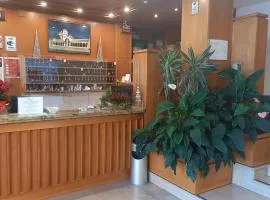 克里斯塔罗酒店