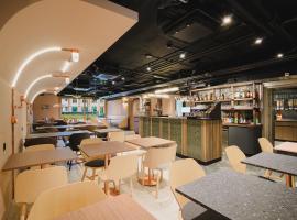 Hota Hotel Porrentruy，位于波朗特吕的酒店