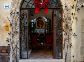 Locanda Sibilla Luxury Suites，位于蒂沃利的酒店