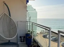 Appartement moderne avec une vue spectaculaire sur l océan