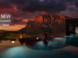 Gartenhotel Völser Hof - Adults Only，位于菲耶的酒店